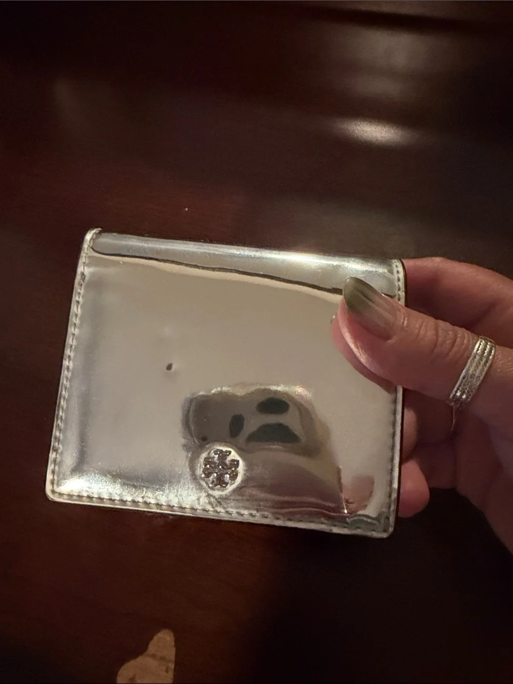 Tory Burch Reflective Metallic Card Case in Silver